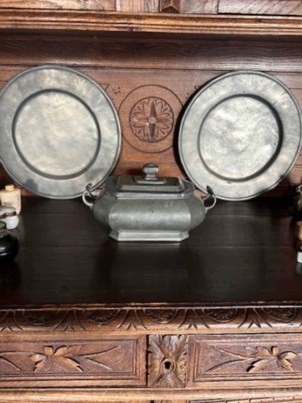 ETAIN DE NAVARRE TUREEN WITH LID
